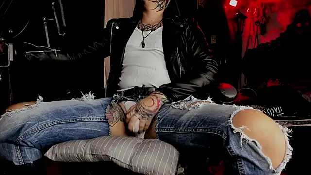 Snapshot of allanhurtss chatting on September 14, 3:55 pm allanhurtss online show from September 14, 3:55 pm