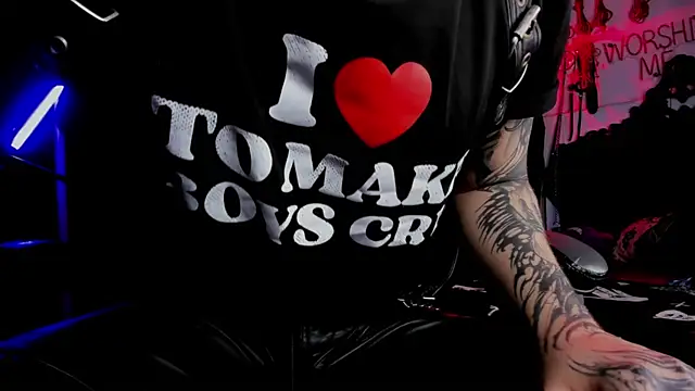 Snapshot of allanhurtss chatting on October 4, 2:48 pm allanhurtss online show from October 4, 2:48 pm