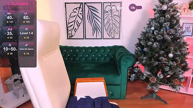 Snapshot of Viola__Shy chatting on January 11, 3:34 am Viola Shy online show from January 11, 3:34 am