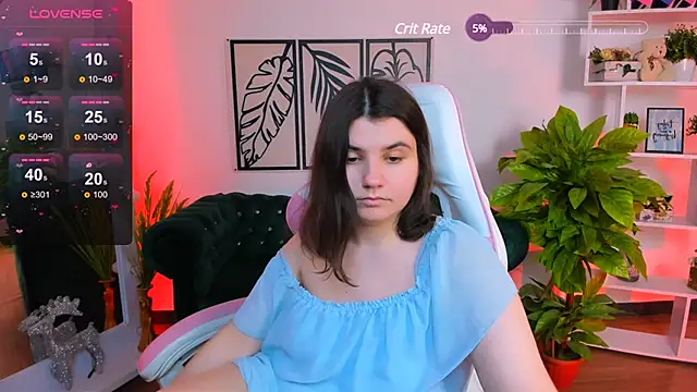 Snapshot of Viola__Shy chatting on January 24, 3:11 am Viola Shy online show from January 24, 3:11 am