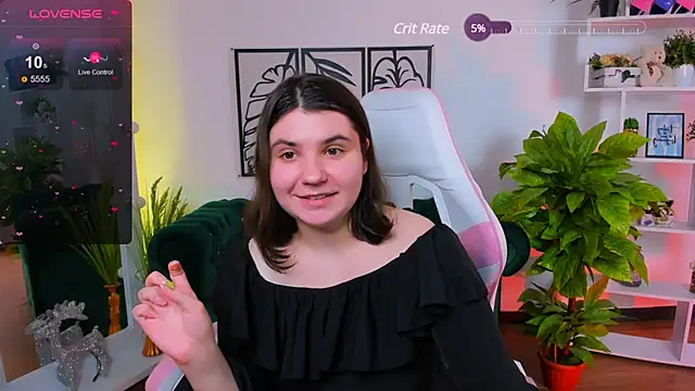 Snapshot of Viola__Shy chatting on January 29, 3:22 am Viola Shy online show from January 29, 3:22 am