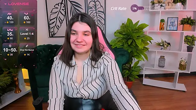 Snapshot of Viola__Shy chatting on February 11, 3:40 am Viola Shy online show from February 11, 3:40 am