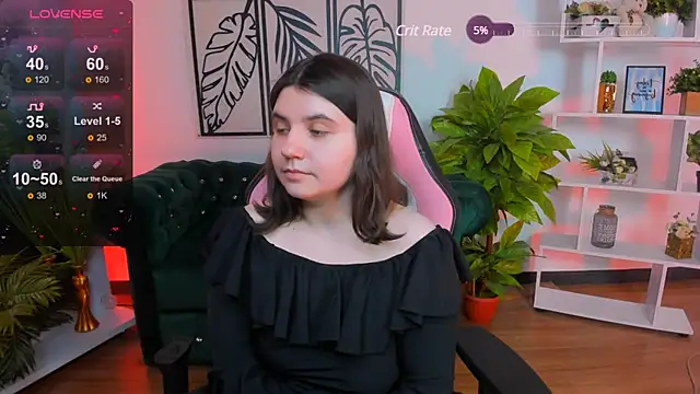 Snapshot of Viola__Shy chatting on February 14, 12:09 am Viola Shy online show from February 14, 12:09 am
