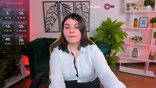 Snapshot of Viola__Shy chatting on February 27, 4:20 am Viola Shy online show from February 27, 4:20 am