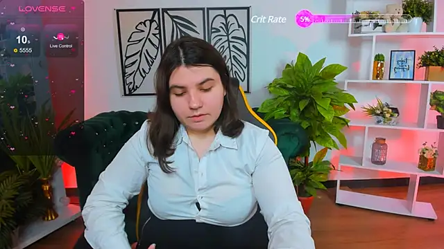 Snapshot of Viola__Shy chatting on March 5, 3:29 am Viola Shy online show from March 5, 3:29 am