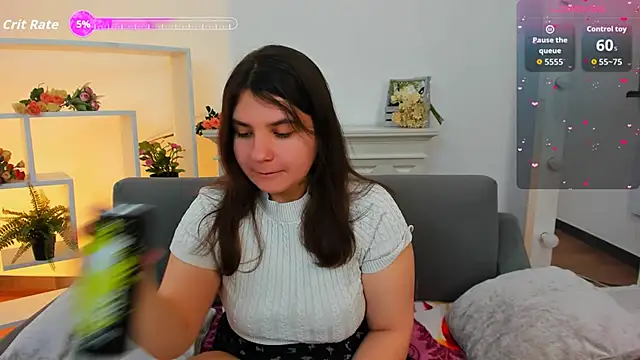 Snapshot of Viola__Shy chatting on September 17, 8:21 pm Viola Shy online show from September 17, 8:21 pm