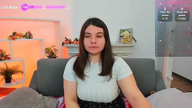 Snapshot of Viola__Shy chatting on September 19, 8:53 pm Viola Shy online show from September 19, 8:53 pm