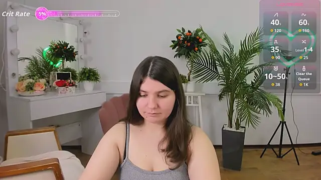 Snapshot of Viola__Shy chatting on October 15, 8:42 pm Viola Shy online show from October 15, 8:42 pm