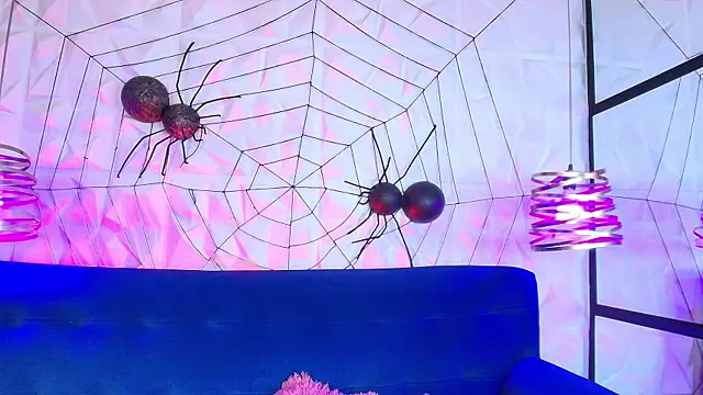 Snapshot of sarah_banks1 chatting on December 15, 3:22 am sarah banks1 online show from December 15, 3:22 am