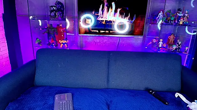 sarah banks1 online show from February 11, 3:11 am