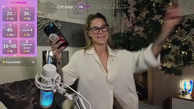 Snapshot of Tatjana_Sue chatting on January 22, 8:06 pm Tatjana Sue online show from January 22, 8:06 pm