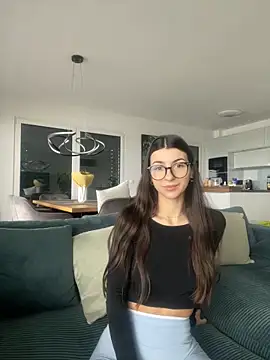 Wildberry  online show from March 13, 7:48 am