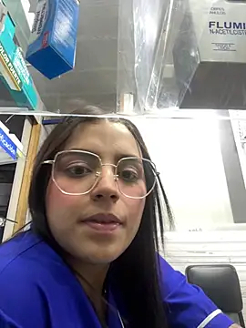 Snapshot of Sweett_Mollyy chatting on July 12, 12:34 am Sweett Mollyy online show from July 12, 12:34 am