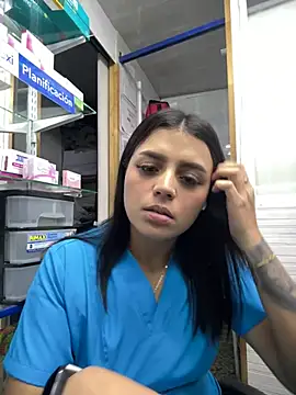 Snapshot of Sweett_Mollyy chatting on July 22, 12:46 am Sweett Mollyy online show from July 22, 12:46 am