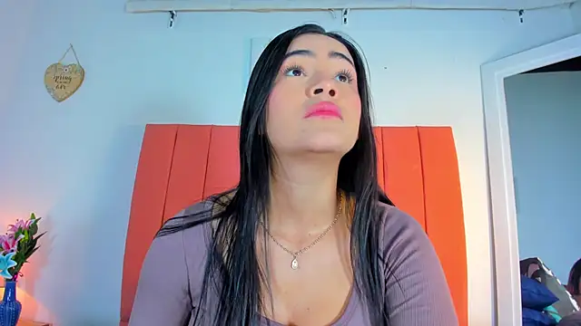 Snapshot of valen_rose0 chatting on September 9, 12:05 pm valen rose0 online show from September 9, 12:05 pm