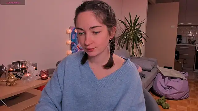 Snapshot of cClandesTina chatting on December 12, 8:32 pm cClandesTina online show from December 12, 8:32 pm