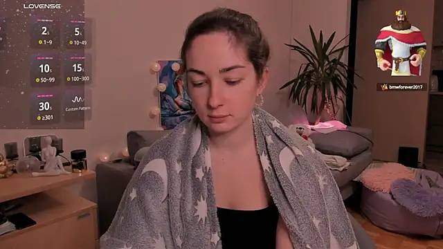 Snapshot of cClandesTina chatting on December 23, 8:25 pm cClandesTina online show from December 23, 8:25 pm