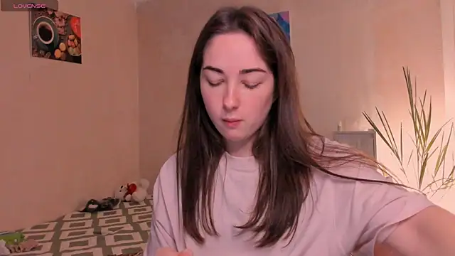 cClandesTina online show from November 21, 5:00 pm