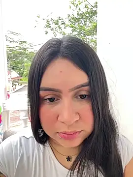 Snapshot of Pretty_Isadora chatting on January 31, 8:01 pm Pretty Isadora online show from January 31, 8:01 pm