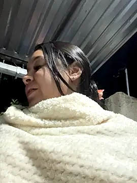 Snapshot of Pretty_Isadora chatting on October 23, 11:57 pm Pretty Isadora online show from October 23, 11:57 pm