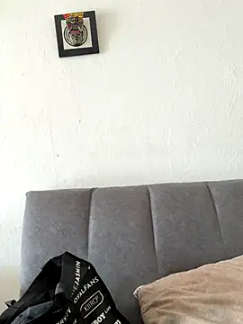 Snapshot of Pretty_Isadora chatting on November 4, 8:08 pm Pretty Isadora online show from November 4, 8:08 pm