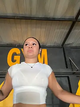 Snapshot of Pretty_Isadora chatting on November 14, 5:55 pm Pretty Isadora online show from November 14, 5:55 pm