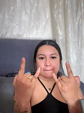 Snapshot of Pretty_Isadora chatting on November 21, 4:38 pm Pretty Isadora online show from November 21, 4:38 pm