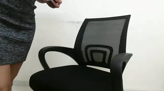Snapshot of lololips chatting on March 10, 5:50 pm lololips online show from March 10, 5:50 pm