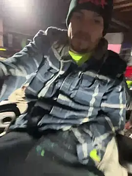 Snapshot of joeycbigcock chatting on December 20, 8:55 pm joeycbigcock online show from December 20, 8:55 pm