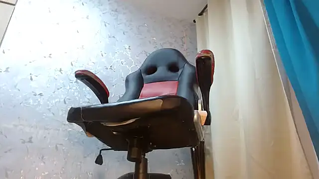 Samantabrown  online show from November 6, 11:33 am