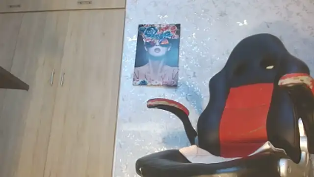 Snapshot of Samantabrown_ chatting on December 21, 11:17 am Samantabrown online show from December 21, 11:17 am