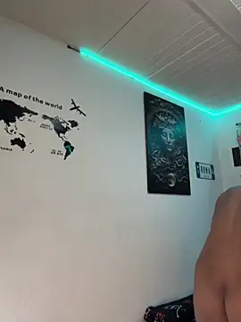 alejo cute online show from June 26, 1:04 pm