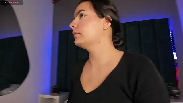 IsabellaGrey19 online show from January 13, 8:14 pm