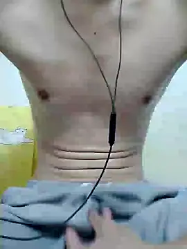 YAY-1 online show from December 21, 11:55 am