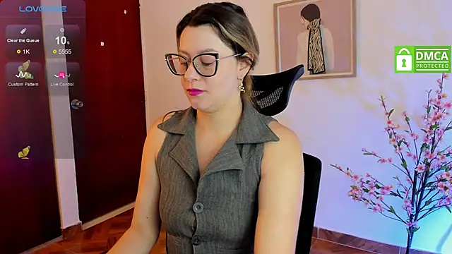 Chanelll Taylorr  online show from January 24, 2:08 pm