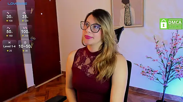 Chanelll Taylorr  online show from January 28, 3:04 pm