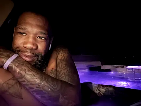 3prettyboy3 online show from October 3, 6:32 am