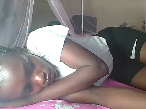 awino001 online show from September 15, 4:45 am