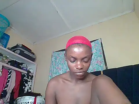 Snapshot of awino001 chatting on May 27, 11:24 pm awino001 online show from May 27, 11:24 pm