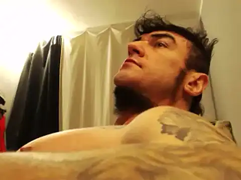 Snapshot of ballardbret chatting on December 21, 4:19 am ballardbret online show from December 21, 4:19 am