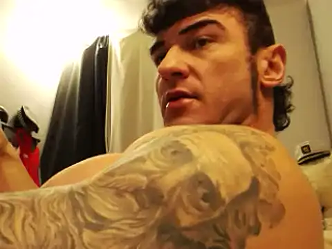 Snapshot of ballardbret chatting on December 22, 4:17 am ballardbret online show from December 22, 4:17 am