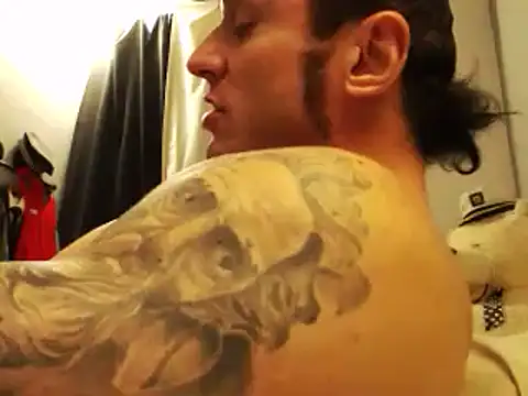 Snapshot of ballardbret chatting on December 23, 7:17 am ballardbret online show from December 23, 7:17 am