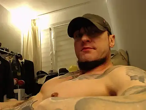 Snapshot of ballardbret chatting on November 26, 1:39 am ballardbret online show from November 26, 1:39 am