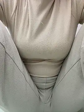 Milk Mom99 online show from November 5, 7:08 am