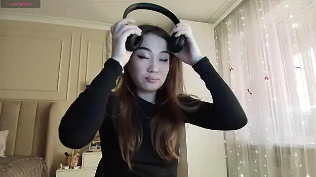 melissa yamazaki online show from April 17, 5:21 am