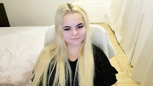 lovely-eyes online show from December 26, 3:59 am