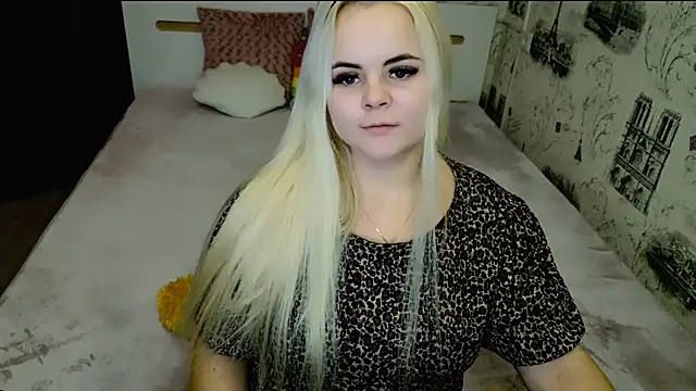 Snapshot of lovely-eyes chatting on January 11, 7:08 pm lovely-eyes online show from January 11, 7:08 pm