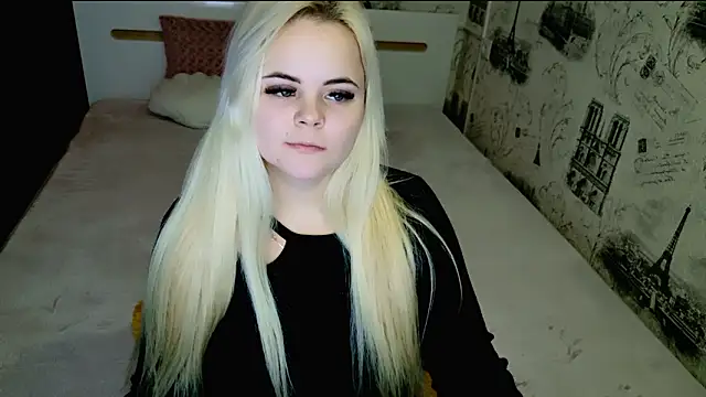 Snapshot of lovely-eyes chatting on February 3, 8:58 pm lovely-eyes online show from February 3, 8:58 pm