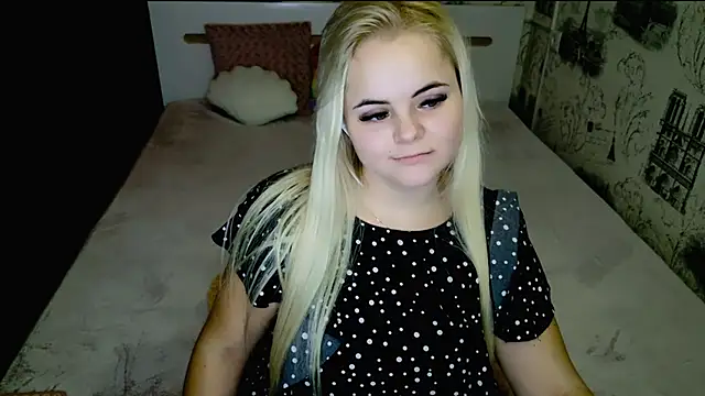 Snapshot of lovely-eyes chatting on February 7, 6:11 pm lovely-eyes online show from February 7, 6:11 pm