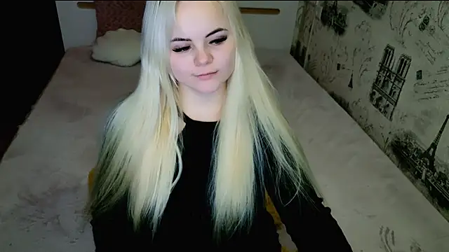 Snapshot of lovely-eyes chatting on February 13, 7:54 pm lovely-eyes online show from February 13, 7:54 pm